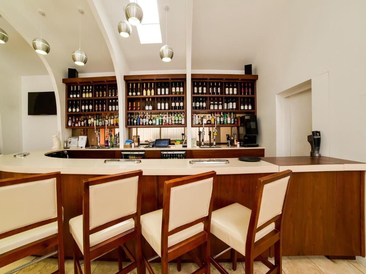 Winford Manor Hotel Zewnętrze zdjęcie